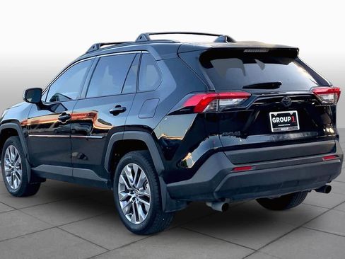 Used 2025 Toyota RAV4 XLE Premium FWD image 12