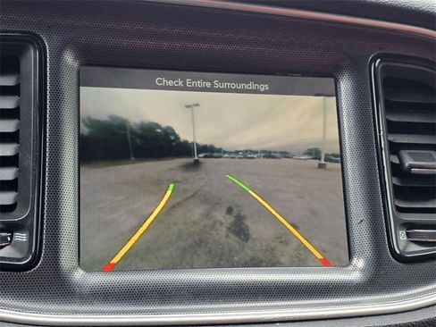 Used 2015 Dodge Challenger SXT Plus image 11