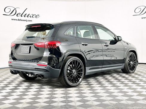 Used 2024 Mercedes-Benz GLA 35 AMG 4MATIC image 6