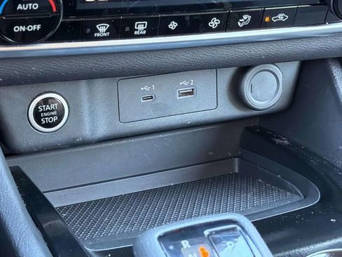 Certified 2023 Nissan Rogue SV image 16