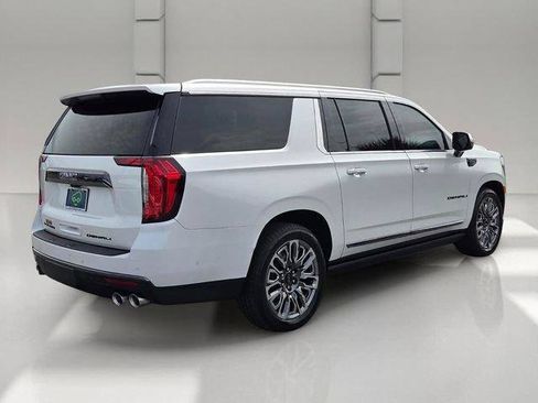 Certified 2024 GMC Yukon XL Denali Ultimate AWD/4WD image 5