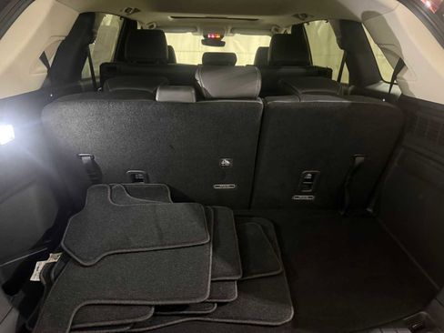 Certified 2025 MAZDA CX-90 3.3 Turbo w/ Preferred Package image 25