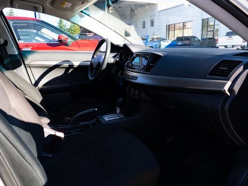 Used 2014 Mitsubishi Lancer ES image 22