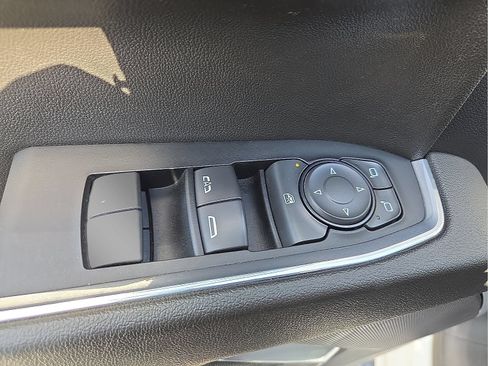 Used 2024 GMC Sierra 1500 Elevation AWD/4WD image 15