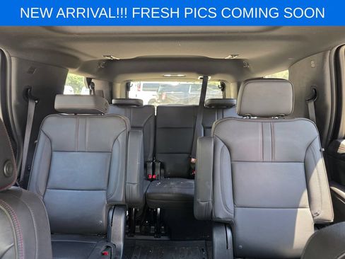 Used 2023 Chevrolet Tahoe RST w/ Luxury Package RWD image 13