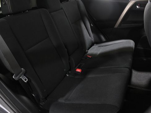 Used 2014 Toyota RAV4 XLE image 16