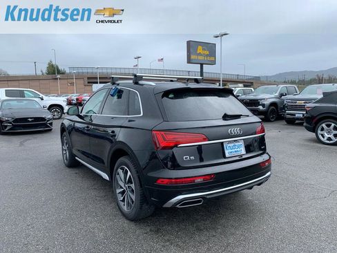 Used 2022 Audi Q5 2.0T Premium w/ Convenience Package image 5