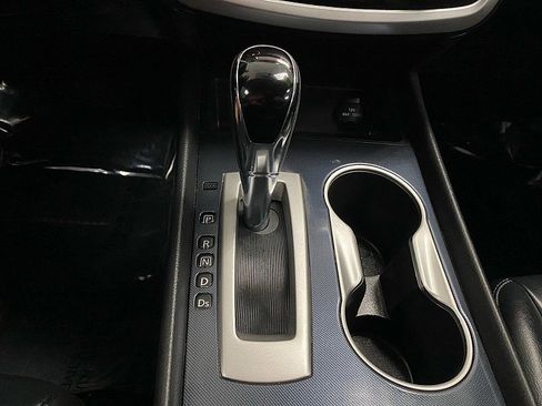 Used 2018 Nissan Altima 2.5 SR w/ SR Midnight Edition image 21