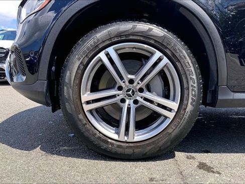 Used 2022 Mercedes-Benz GLC 300 4MATIC image 5