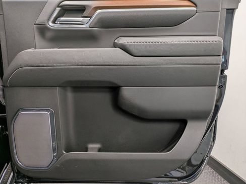 Used 2024 GMC Sierra 2500 Denali image 26