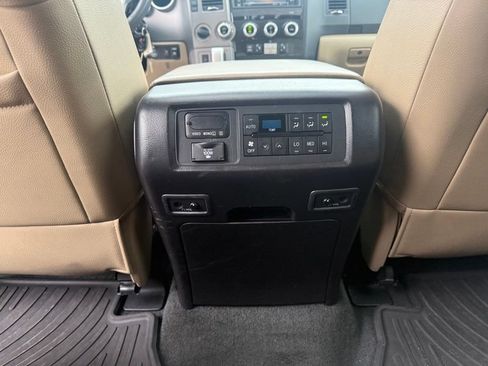 Used 2016 Toyota Sequoia Limited w/ Safety & Convenience Package AWD/4WD image 9