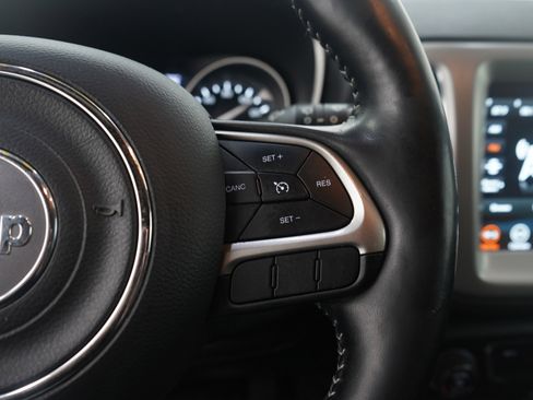 Used 2021 Jeep Compass Latitude image 28