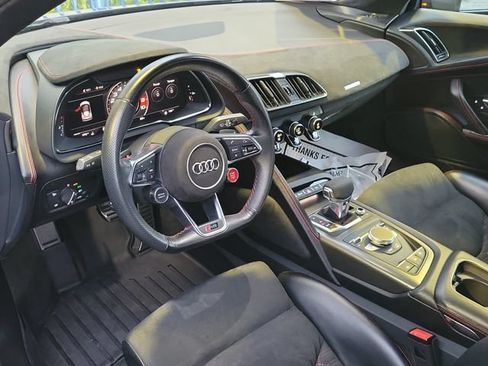 Used 2022 Audi R8 V10 performance RWD image 9