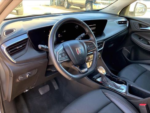 Used 2024 Buick Encore GX Sport Touring image 17
