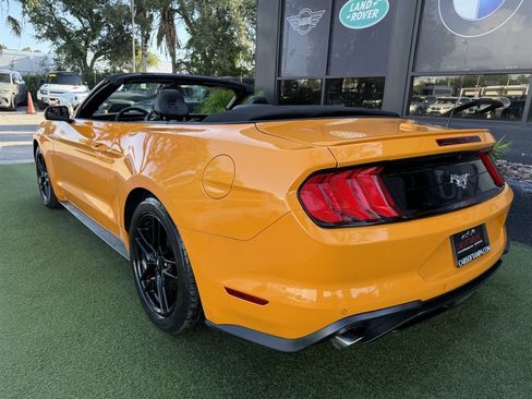 Used 2018 Ford Mustang Premium w/ Equipment Group 201A RWD image 4