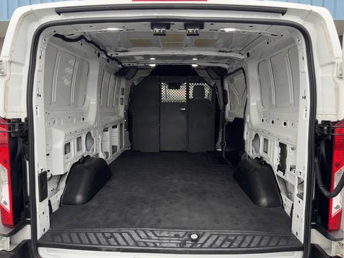 Used 2019 Ford Transit 250 130 Low Roof image 9