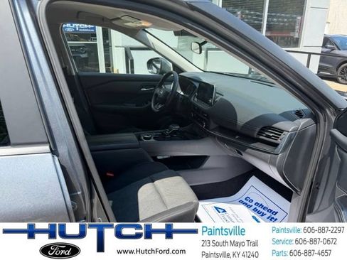 Used 2026 Nissan Rogue SV AWD/4WD image 16