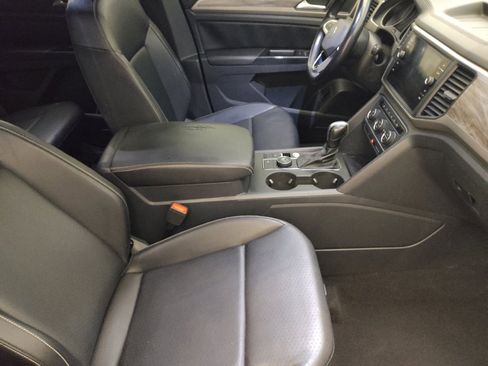 Used 2020 Volkswagen Atlas Cross Sport SE w/ Panoramic Sunroof Package AWD/4WD image 21