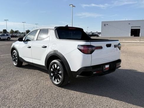 Used 2026 Hyundai Santa Cruz SE AWD/4WD image 8