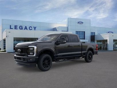 New 2026 Ford F250 Lariat w/ Black Appearance Package