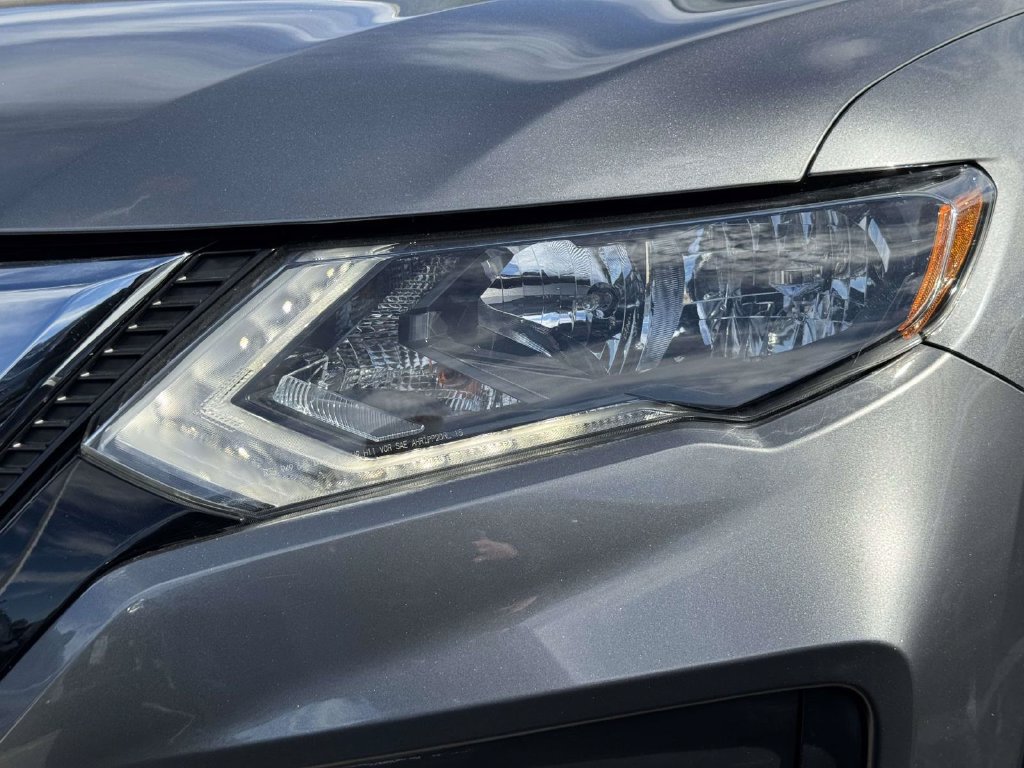 Used 2020 Nissan Rogue SL AWD/4WD image 10