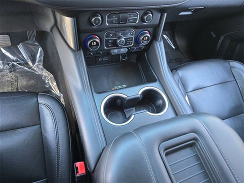 Used 2021 Chevrolet Tahoe LT w/ LT Signature Package image 33