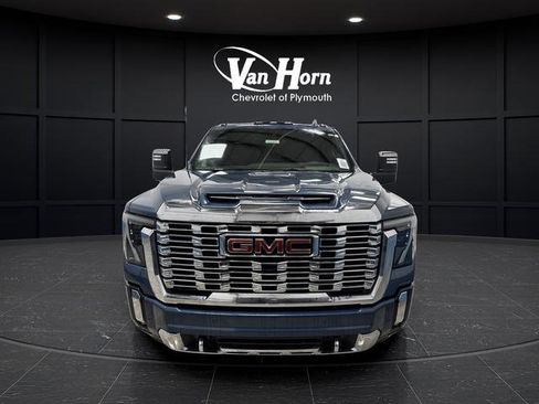 Used 2025 GMC Sierra 3500 Denali w/ Denali Reserve Package image 11
