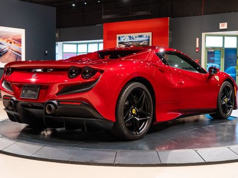 Used 2023 Ferrari F8 Tributo image 47