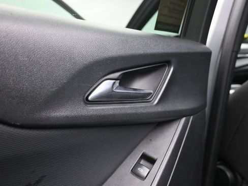 Used 2025 Chevrolet Equinox LT FWD image 25