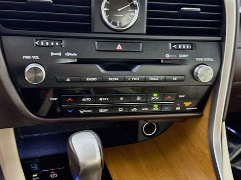 Used 2017 Lexus RX 350 FWD w/ Premium Package image 8