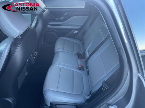 Used 2022 Lincoln Corsair AWD w/ Premium Package image 27