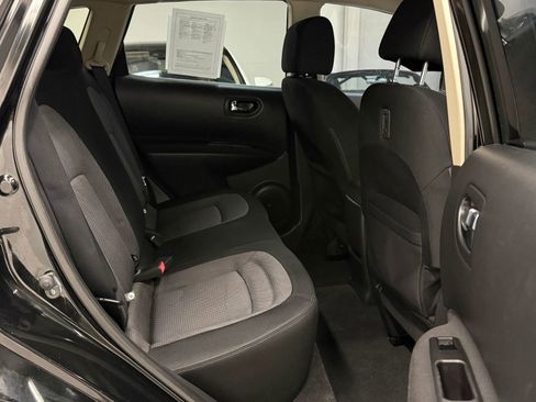 Used 2011 Nissan Rogue SV image 21