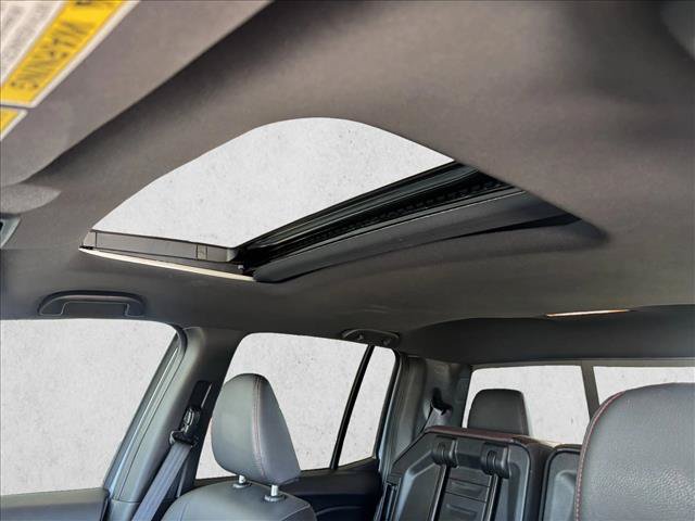 Used 2025 Honda Ridgeline Black Edition image 11