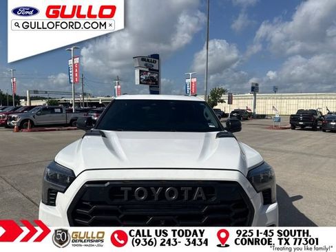 Used 2023 Toyota Sequoia TRD Pro AWD/4WD image 2