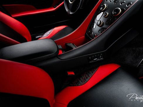 Used 2018 Aston Martin Vanquish Zagato image 59