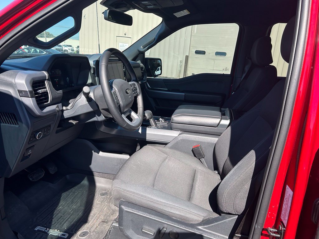 Used 2025 Ford F150 XLT w/ Equipment Group 302A MID AWD/4WD image 4