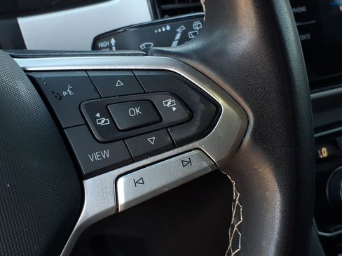 Certified 2023 Volkswagen Atlas Cross Sport SE w/ Panoramic Sunroof Package image 27