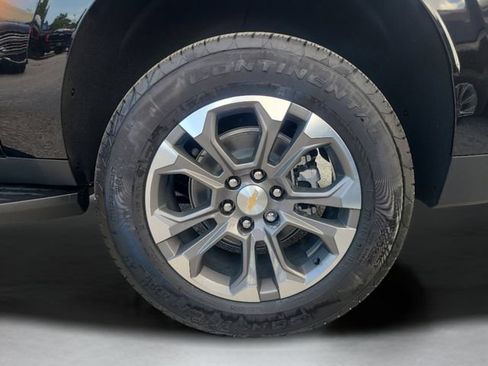 New 2026 Chevrolet Suburban LT w/ Comfort Package RWD image 33