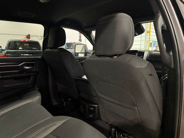Used 2025 RAM 2500 Big Horn AWD/4WD image 15