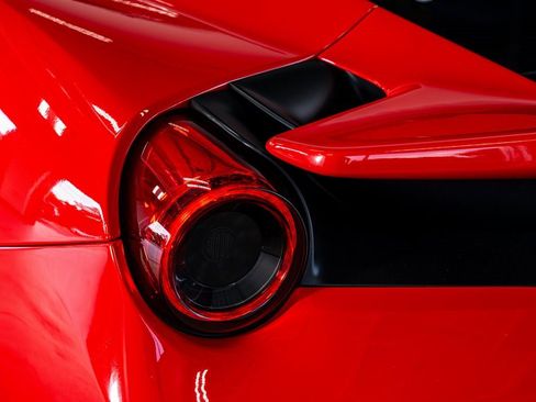 Used 2020 Ferrari 488 Pista Coupe image 26