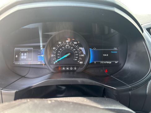 Used 2022 Ford Edge SEL image 13