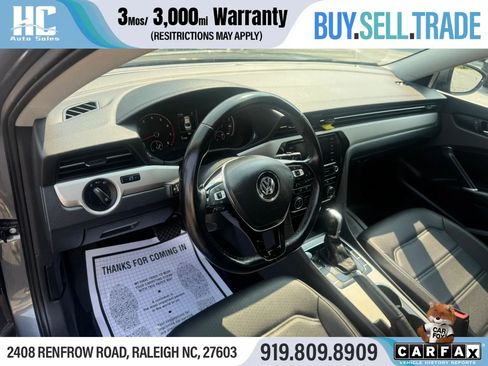 Used 2020 Volkswagen Passat 2.0T SE FWD image 13