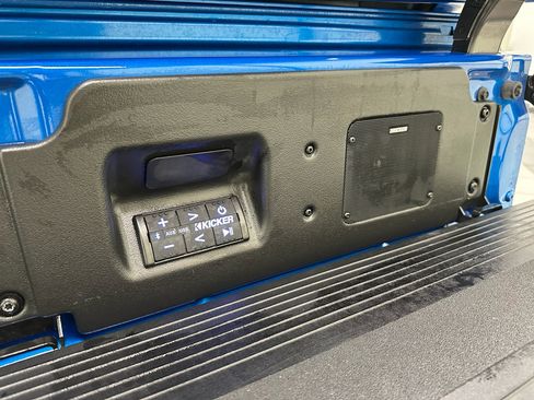 Certified 2023 GMC Sierra 1500 AT4 w/ AT4 Premium Package image 40