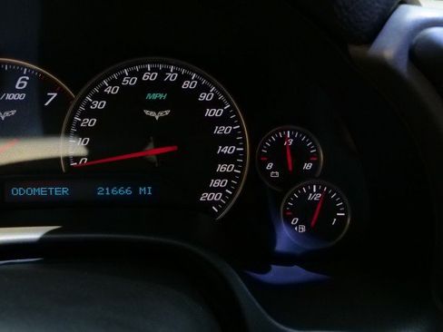 Used 2007 Chevrolet Corvette Convertible w/ Preferred Equipment Group RWD image 12