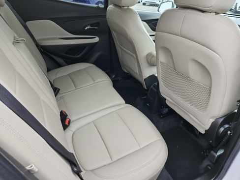 Used 2020 Buick Encore Essence image 20