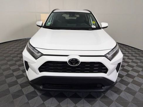 Used 2024 Toyota RAV4 XLE FWD image 9