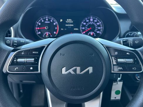 Used 2023 Kia Forte LXS image 21