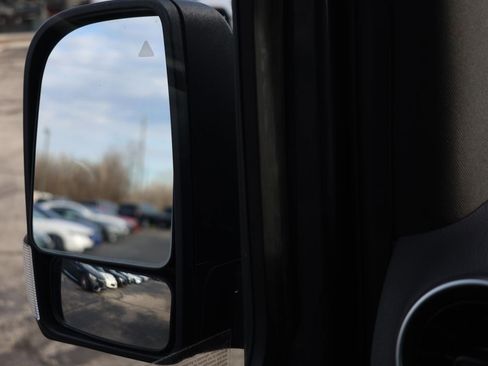 Used 2021 Mercedes-Benz Sprinter 2500 image 18