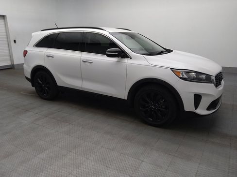 Used 2020 Kia Sorento S FWD image 11