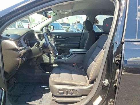 Used 2022 GMC Acadia AT4 w/ Trailering Package AWD/4WD image 14